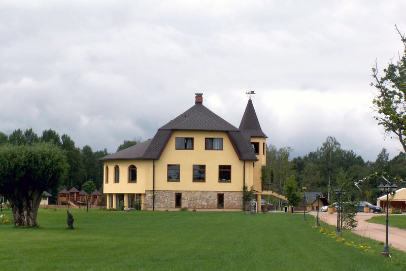 viesu nams 1 JPG 800x600 q85
